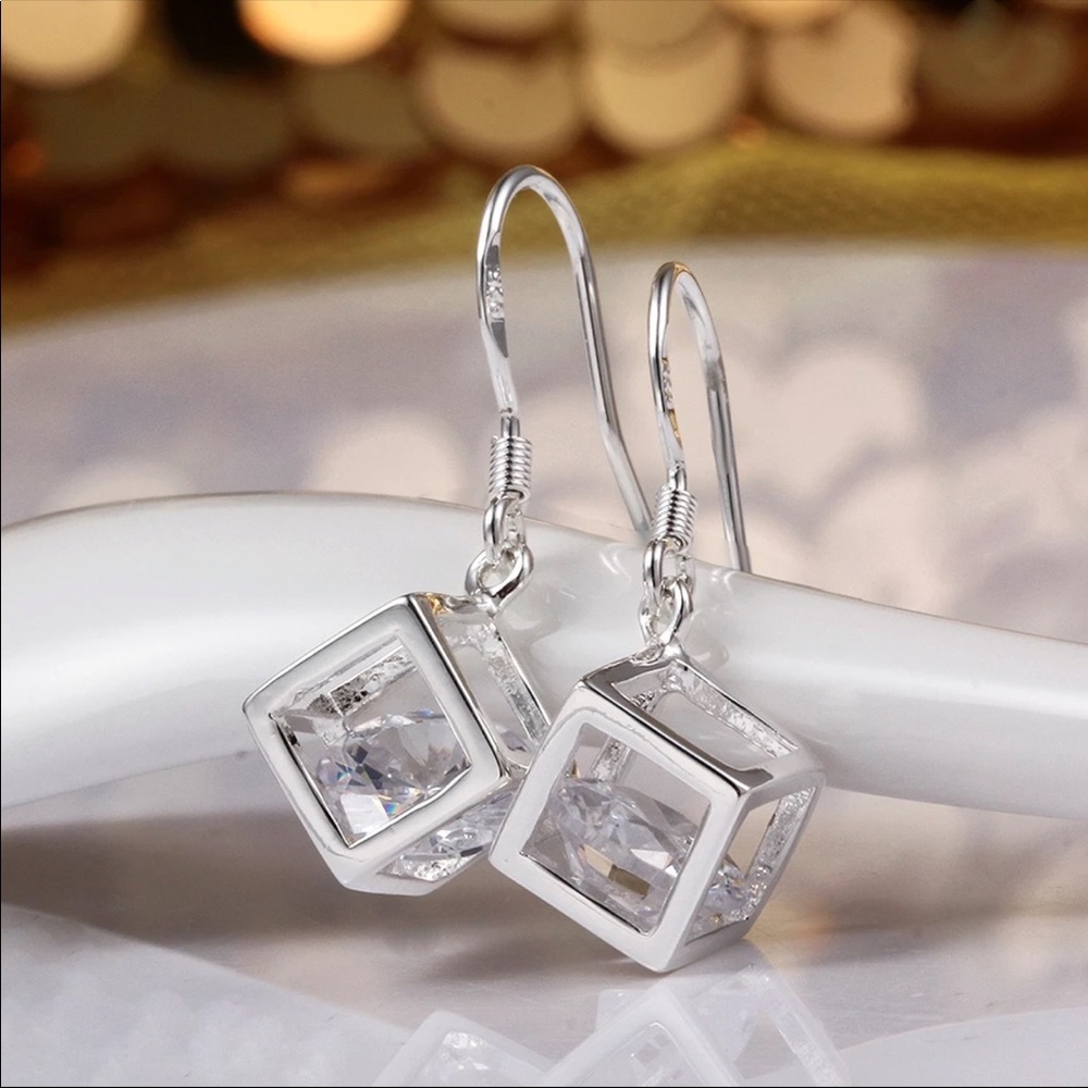 Geometric  Drop Earrings Zircon Earrings New - Picture 5 of 6